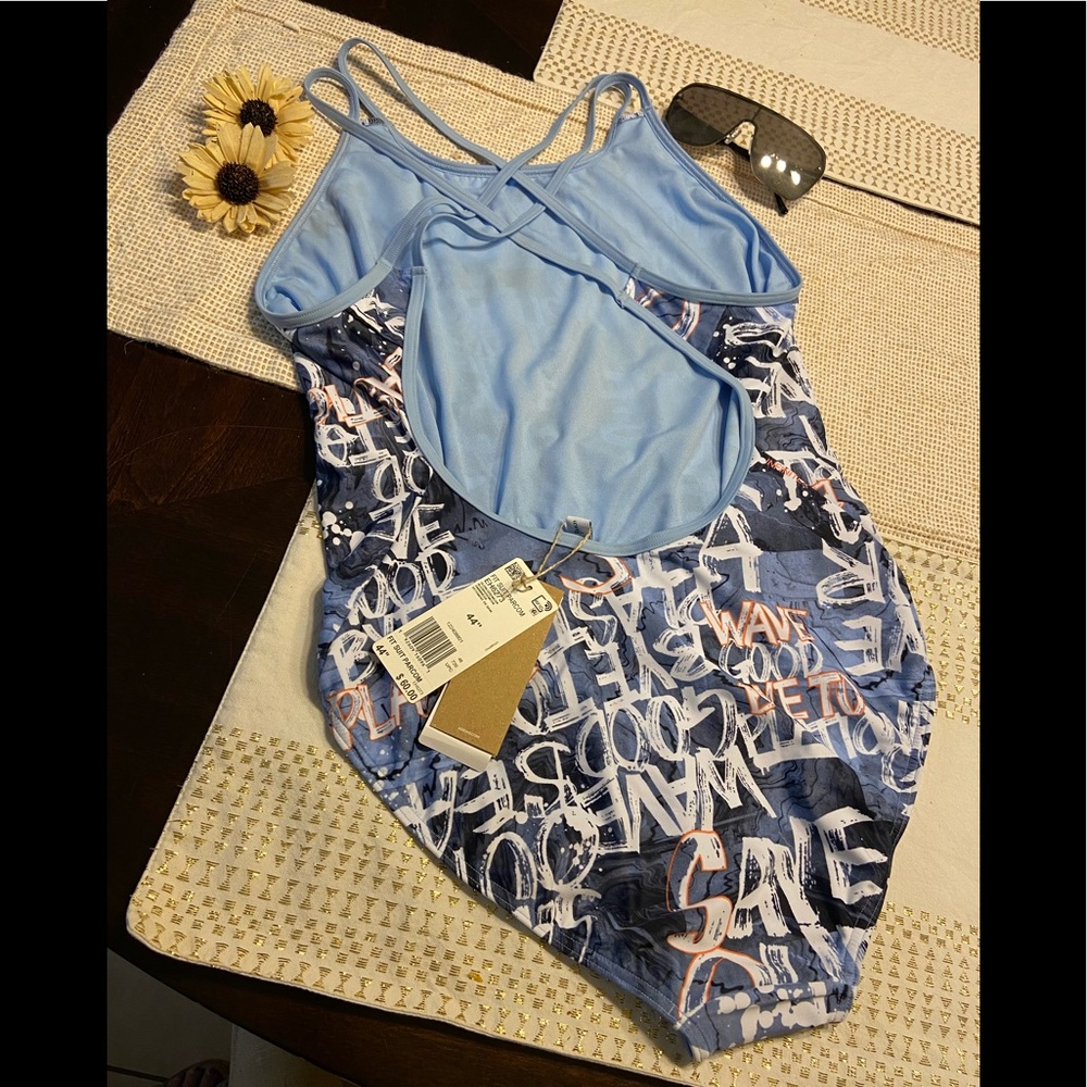Women’s adidas bathing suit - Picture 1 of 8